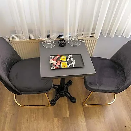 Mansion Yellow מלון דירות איסטמבול
