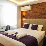 Mansion Yellow Aparthotel 4*